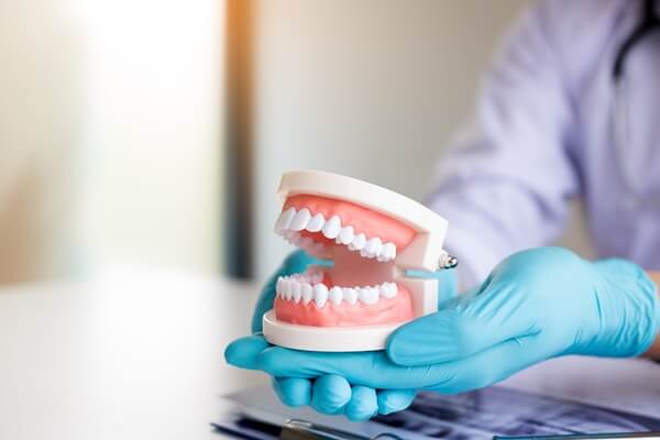 dentures-paramount-dentistry-at-stonechurch